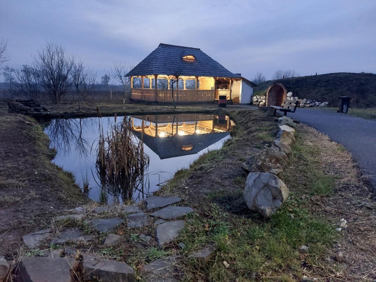 Green Garden Resort Cicirlau Екстериор снимка