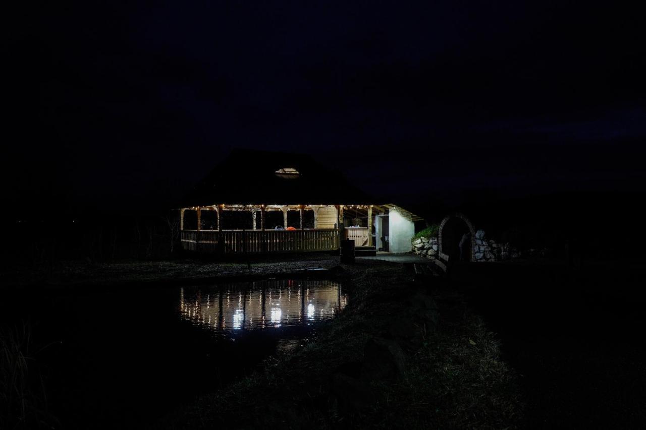 Green Garden Resort Cicirlau Екстериор снимка